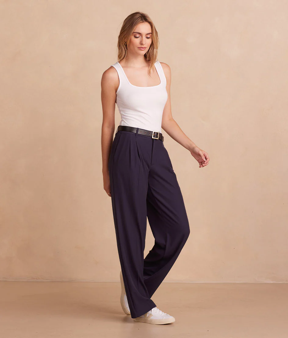 The Classic Pleat Straight Leg Trouser Pant - Midnight - Image 4