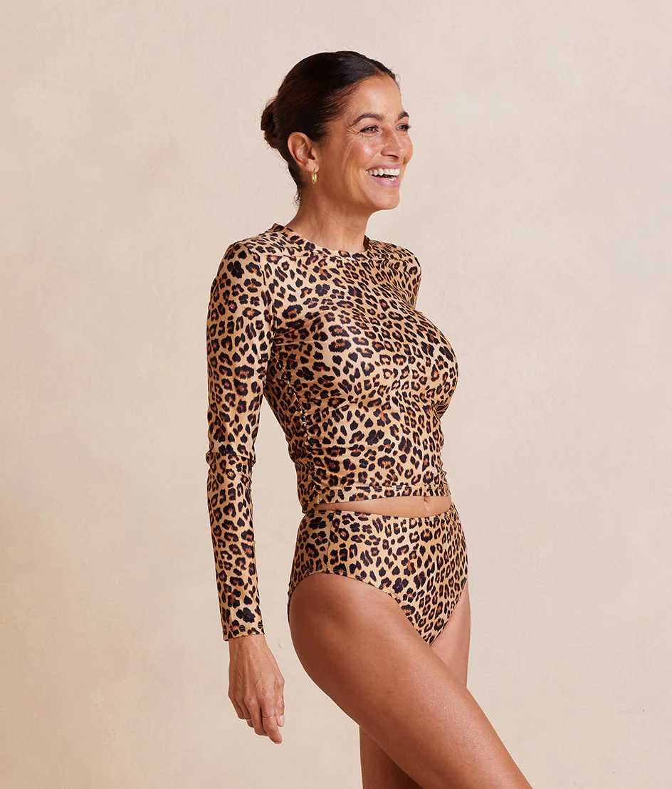 The High Leg Mid Rise Bikini Bottom - Leopard - Image 4