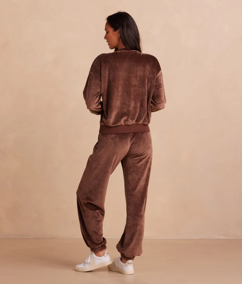 The Plush Velour Jogger - Chocolate - Image 3